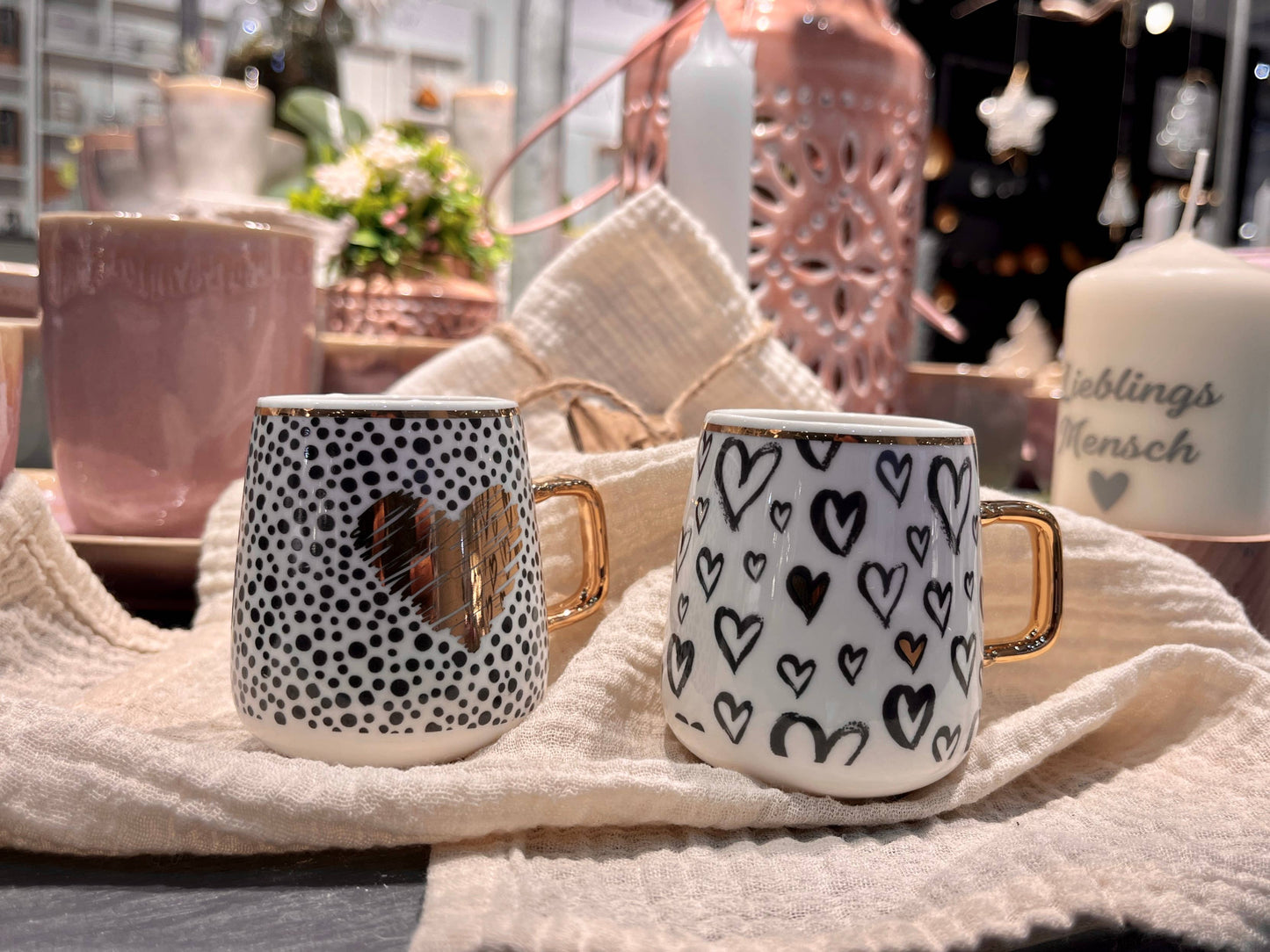 Gouden espressokop „gestippeld hart”