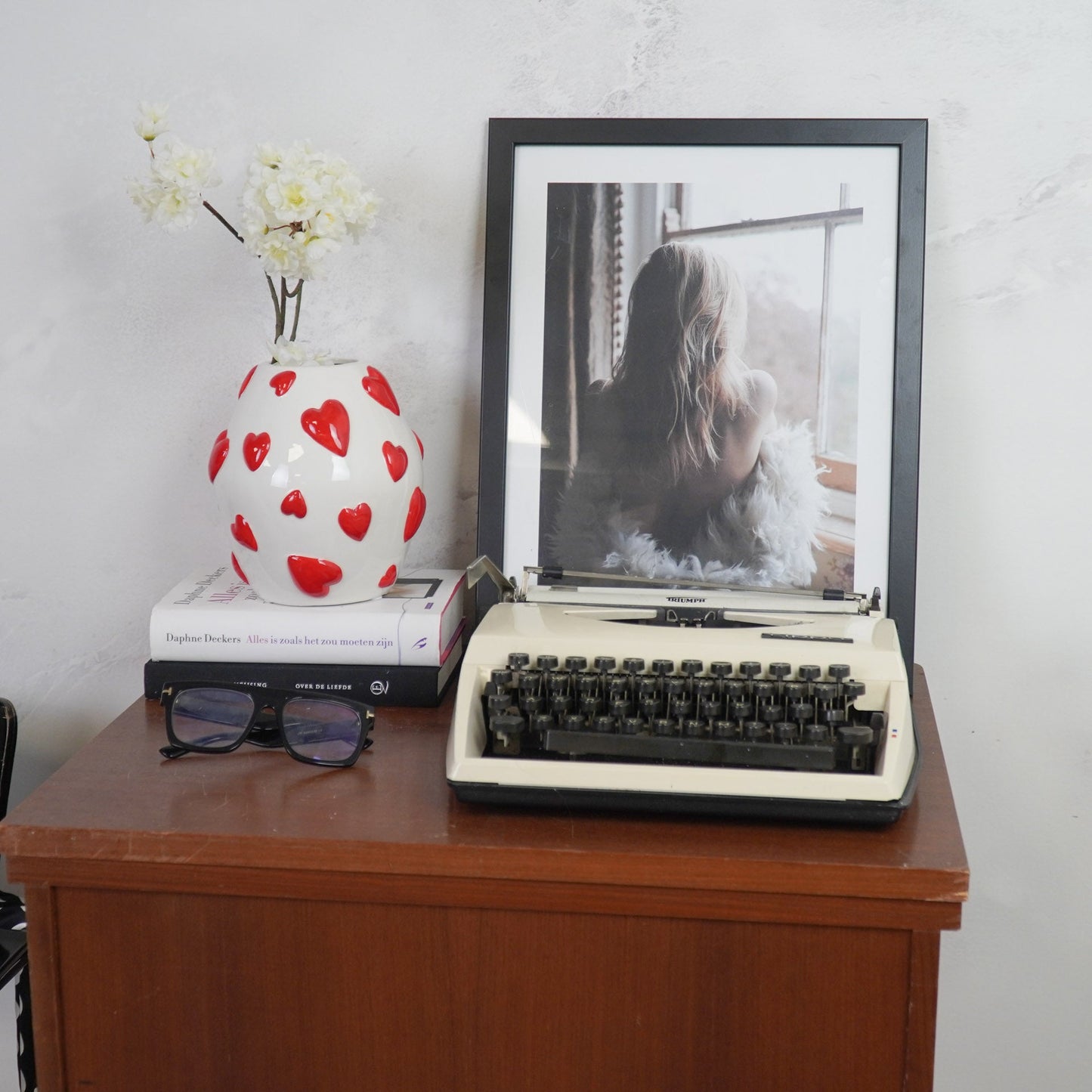 Vase - Flower Vase Hearts -White/Red - 16x16x17,5cm