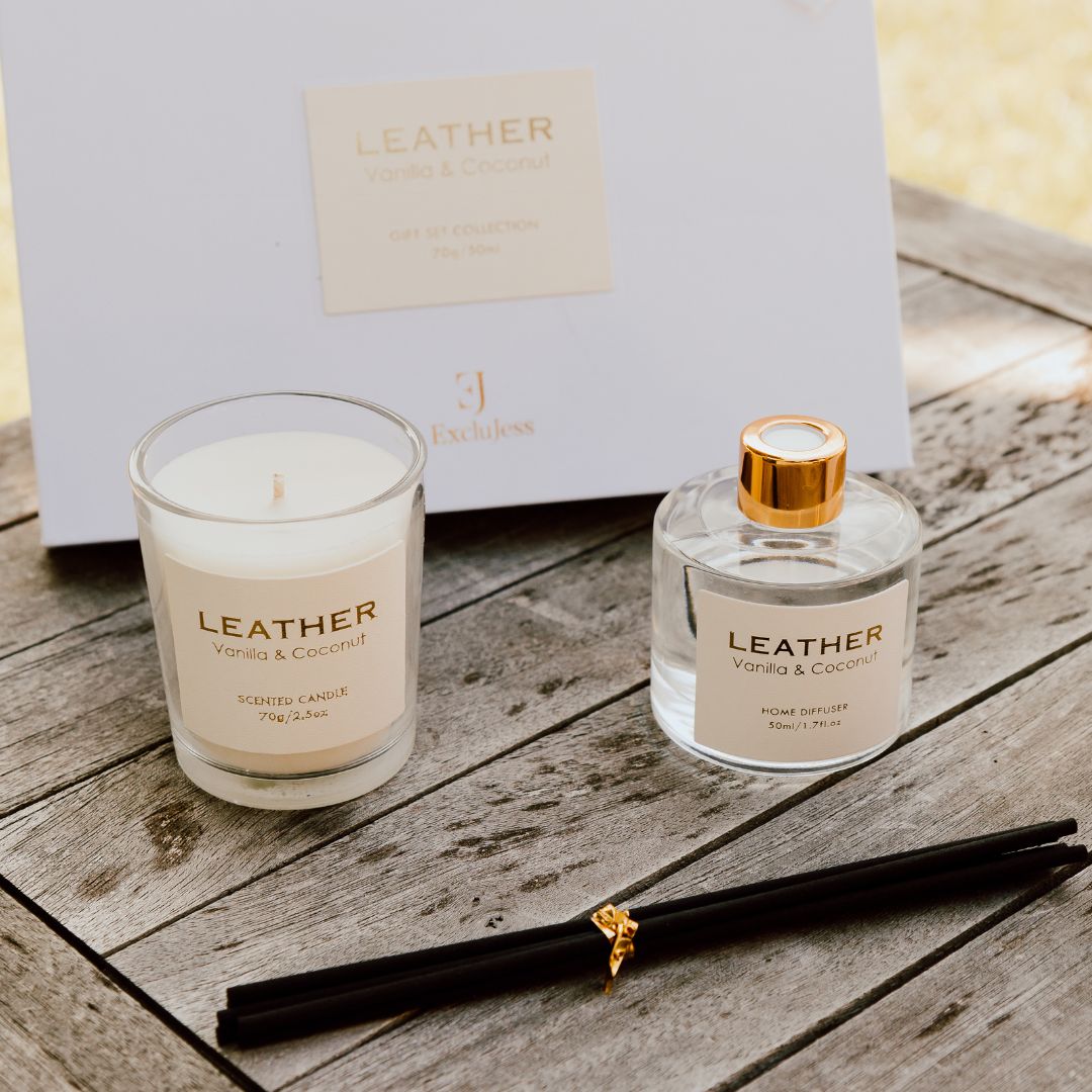 Vanilla & Coconut leather feel gift pack: geurkaars en geurstokjes