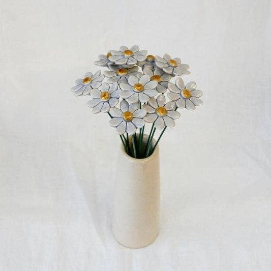 Marguerite diameter ca. 3,5 cm, steel 20 cm: Geel met rode stip